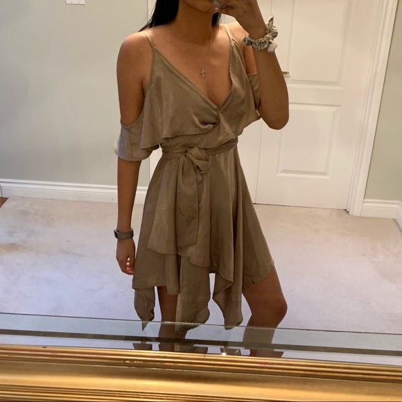 Selfie Leslie Mocha Wrap Dress - Picture 4 of 6